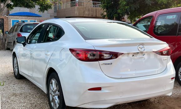 Acheter Import Voiture Mazda 3 Blanc à Dakar, Dakar Acheter Import Voiture Mazda 3 Blanc à Dakar, Dakar