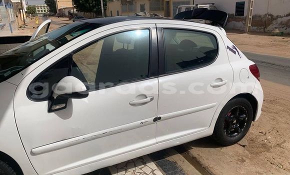 Acheter Occasion Voiture Peugeot 207 Blanc à Dakar, Dakar Acheter Occasion Voiture Peugeot 207 Blanc à Dakar, Dakar