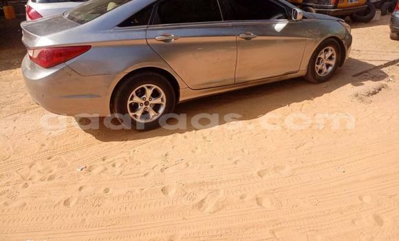 Dieundeu Occasion Hyundai Sonata Silver Auto in Dakar in Dakar Dieundeu Occasion Hyundai Sonata Silver Auto in Dakar in Dakar