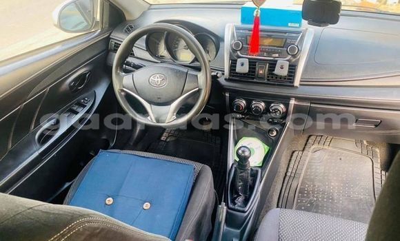 Acheter Occasion Voiture Toyota Yaris Gris à Dakar, Dakar Acheter Occasion Voiture Toyota Yaris Gris à Dakar, Dakar