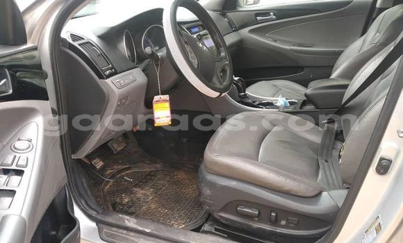 Buy Used Hyundai Sonata Silver Car in Dakar in Dakar Buy Used Hyundai Sonata Silver Car in Dakar in Dakar