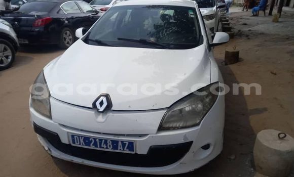 Acheter Occasion Voiture Renault Megane Blanc à Dakar, Dakar Acheter Occasion Voiture Renault Megane Blanc à Dakar, Dakar