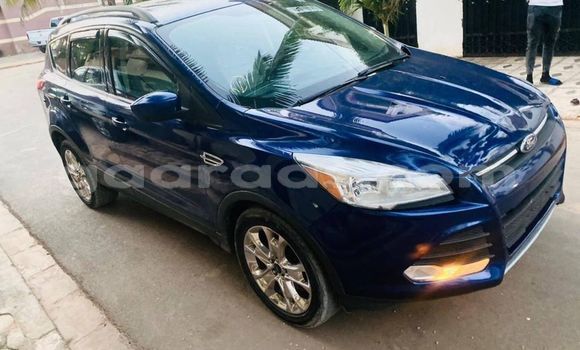 Buy Used Ford Escape Blue Car in Dakar in Dakar