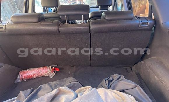 Buy Used Hyundai Santa Fe White Car in Dakar in Dakar Buy Used Hyundai Santa Fe White Car in Dakar in Dakar