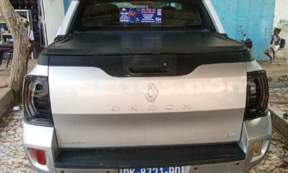 Acheter Occasion Voiture Renault Duster Gris à Mbour, Thies Acheter Occasion Voiture Renault Duster Gris à Mbour, Thies