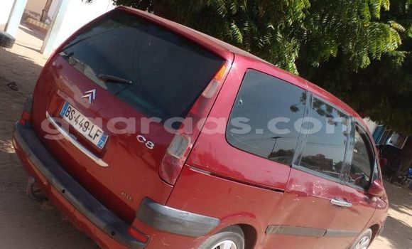 Dieundeu Occasion Citroen C8 Red Auto in Dakar in Dakar Dieundeu Occasion Citroen C8 Red Auto in Dakar in Dakar