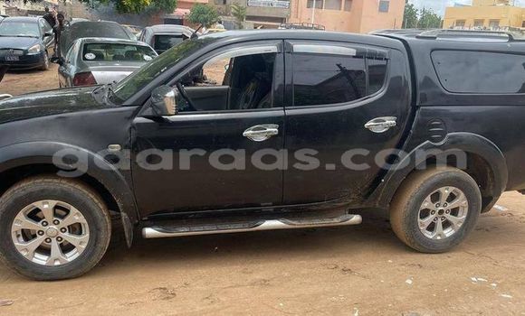 Buy Used Mitsubishi L200 Black Car in Dakar in Dakar Buy Used Mitsubishi L200 Black Car in Dakar in Dakar