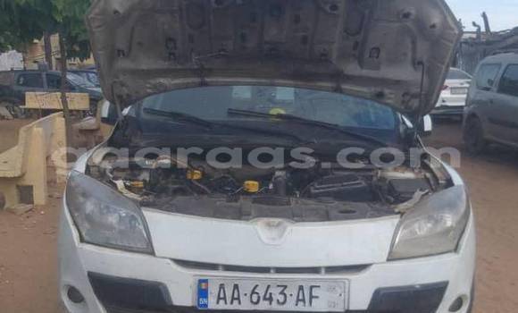 Dieundeu Occasion Renault Megane White Auto in Dakar in Dakar Dieundeu Occasion Renault Megane White Auto in Dakar in Dakar