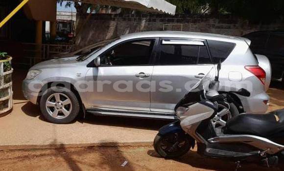 Acheter Occasion Voiture Toyota RAV4 Gris à Dakar, Dakar