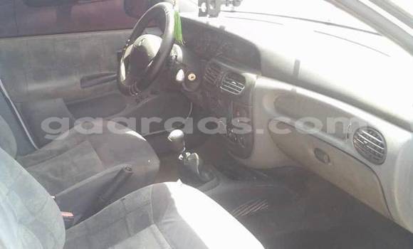 Dieundeu Occasion Renault Megane White Auto in Dakar in Dakar Dieundeu Occasion Renault Megane White Auto in Dakar in Dakar