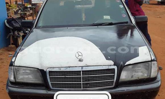 Acheter Occasion Voiture Mercedes‒Benz C–Class Noir à Dakar, Dakar