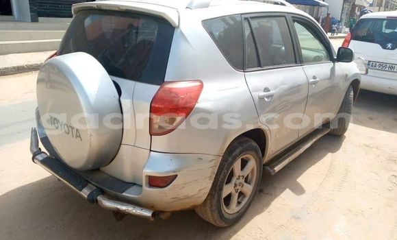 Acheter Occasion Voiture Toyota RAV4 Gris à Dakar, Dakar Acheter Occasion Voiture Toyota RAV4 Gris à Dakar, Dakar