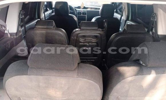 Acheter Occasion Voiture Peugeot 307 Vert à Dakar, Dakar Acheter Occasion Voiture Peugeot 307 Vert à Dakar, Dakar