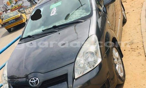 Acheter Occasion Voiture Toyota Corolla Verso Noir à Dakar, Dakar Acheter Occasion Voiture Toyota Corolla Verso Noir à Dakar, Dakar