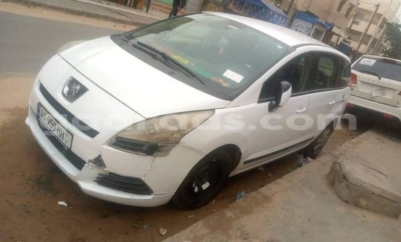 Acheter Occasion Voiture Peugeot 3008 Blanc à Dakar, Dakar Acheter Occasion Voiture Peugeot 3008 Blanc à Dakar, Dakar