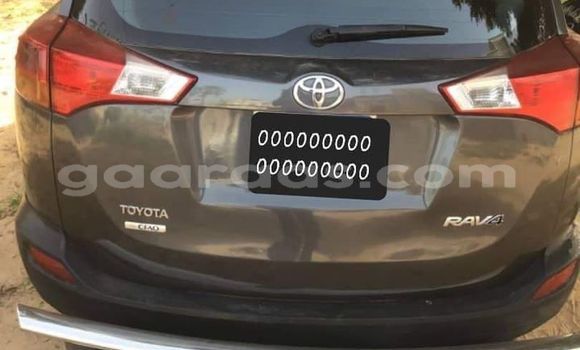 Acheter Occasion Voiture Toyota RAV4 Noir à Dakar, Dakar Acheter Occasion Voiture Toyota RAV4 Noir à Dakar, Dakar