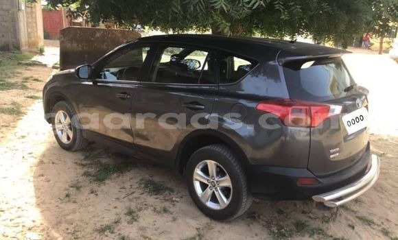 Acheter Occasion Voiture Toyota RAV4 Noir à Dakar, Dakar Acheter Occasion Voiture Toyota RAV4 Noir à Dakar, Dakar