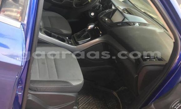 Acheter Occasion Voiture Ford Escape Bleu à Dakar, Dakar Acheter Occasion Voiture Ford Escape Bleu à Dakar, Dakar