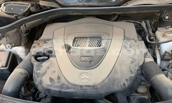 Acheter Occasion Voiture Mercedes‒Benz ML–Class Blanc à Dakar, Dakar Acheter Occasion Voiture Mercedes‒Benz ML–Class Blanc à Dakar, Dakar