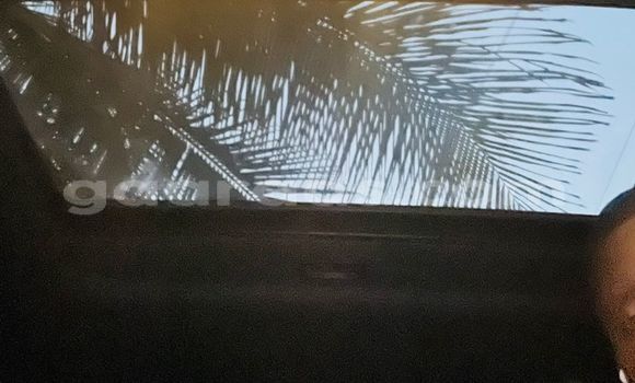 Dieundeu Beess Jeep Grand Cherokee Silver Auto in Dakar in Dakar Dieundeu Beess Jeep Grand Cherokee Silver Auto in Dakar in Dakar