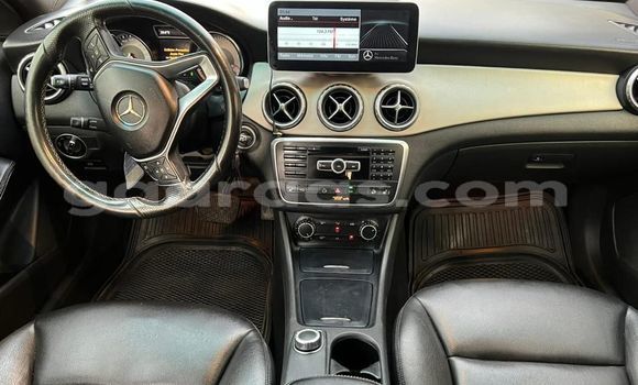 Dieundeu Beess Mercedes‒Benz GLA-klasse Brown Auto in Dakar in Dakar Dieundeu Beess Mercedes‒Benz GLA-klasse Brown Auto in Dakar in Dakar