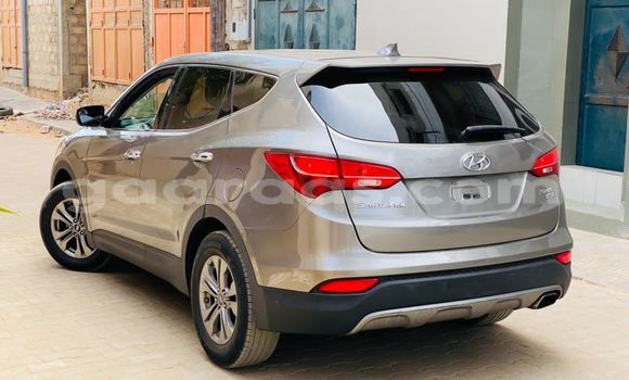 Dieundeu Beess Hyundai Santa Fe Silver Auto in Dakar in Dakar Dieundeu Beess Hyundai Santa Fe Silver Auto in Dakar in Dakar