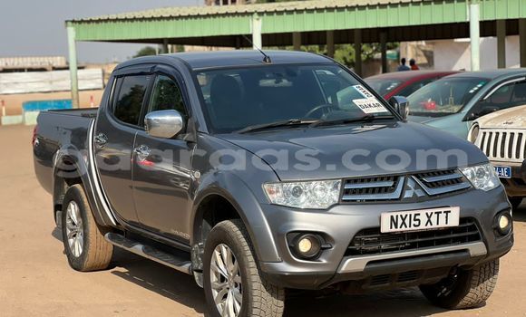 Acheter Import Voiture Mitsubishi L200 Gris à Dakar, Dakar