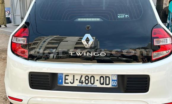 Buy Import Renault Twingo White Car in Dakar in Dakar Buy Import Renault Twingo White Car in Dakar in Dakar
