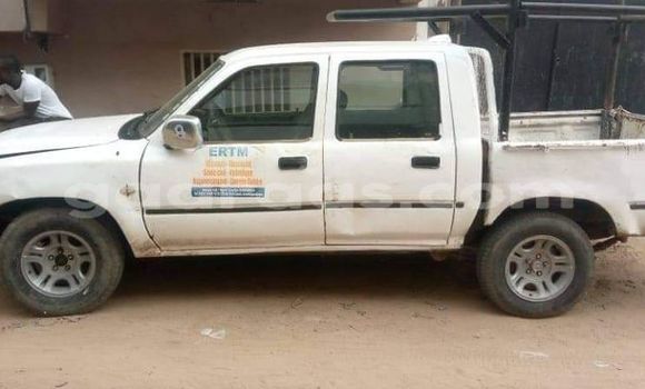 Acheter Occasion Voiture Mitsubishi L200 Blanc à Dakar, Dakar Acheter Occasion Voiture Mitsubishi L200 Blanc à Dakar, Dakar