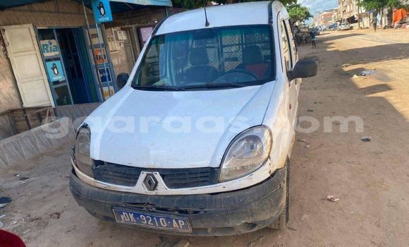 Acheter Occasion Voiture Renault Kangoo Blanc à Dakar, Dakar Acheter Occasion Voiture Renault Kangoo Blanc à Dakar, Dakar