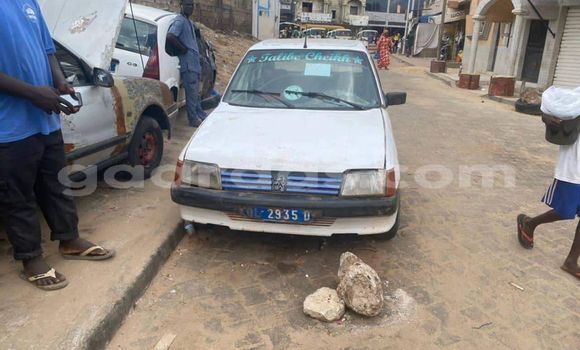 Acheter Occasion Voiture Peugeot 205 Blanc à Dakar, Dakar Acheter Occasion Voiture Peugeot 205 Blanc à Dakar, Dakar