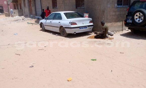 Acheter Occasion Voiture Peugeot 406 Blanc à Dakar, Dakar Acheter Occasion Voiture Peugeot 406 Blanc à Dakar, Dakar