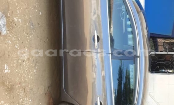 Acheter Occasion Voiture Nissan Sentra Gris à Dakar, Dakar Acheter Occasion Voiture Nissan Sentra Gris à Dakar, Dakar