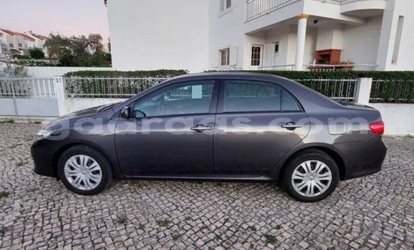 Dieundeu Occasion Toyota Corolla II Silver Auto in Dakar in Dakar Dieundeu Occasion Toyota Corolla II Silver Auto in Dakar in Dakar