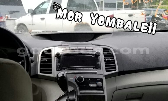 Buy Used Toyota Venza Silver Car in Dakar in Dakar Buy Used Toyota Venza Silver Car in Dakar in Dakar