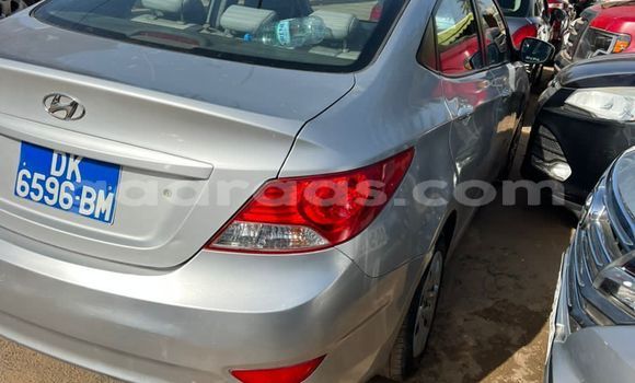 Buy Used Hyundai Accent Silver Car in Dakar in Dakar Buy Used Hyundai Accent Silver Car in Dakar in Dakar