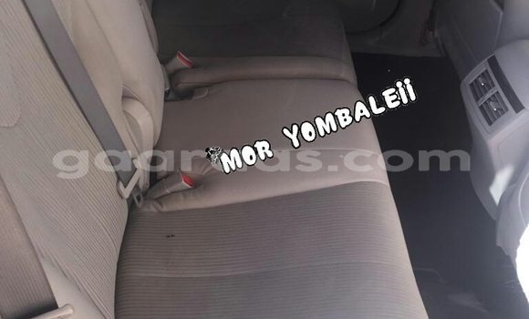 Buy Used Toyota Venza Silver Car in Dakar in Dakar Buy Used Toyota Venza Silver Car in Dakar in Dakar