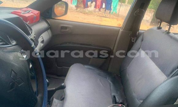 Dieundeu Occasion Mitsubishi L200 Blue Auto in Dakar in Dakar Dieundeu Occasion Mitsubishi L200 Blue Auto in Dakar in Dakar