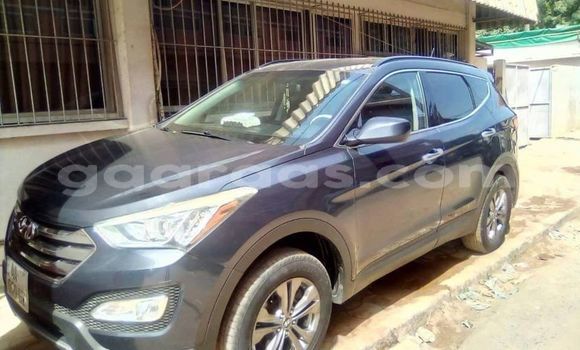 Dieundeu Occasion Hyundai Santa Fe Blue Auto in Dakar in Dakar Dieundeu Occasion Hyundai Santa Fe Blue Auto in Dakar in Dakar