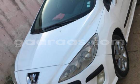 Buy Used Peugeot 308 White Car in Dakar in Dakar