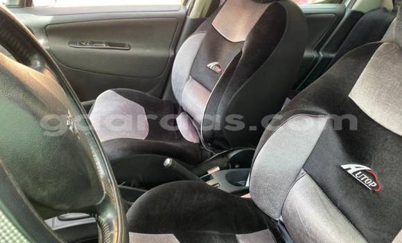 Dieundeu Occasion Peugeot 207 Silver Auto in Dakar in Dakar Dieundeu Occasion Peugeot 207 Silver Auto in Dakar in Dakar