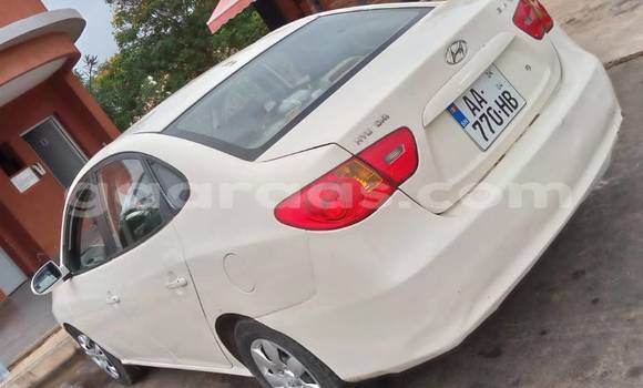 Dieundeu Occasion Hyundai Elantra White Auto in Dakar in Dakar Dieundeu Occasion Hyundai Elantra White Auto in Dakar in Dakar