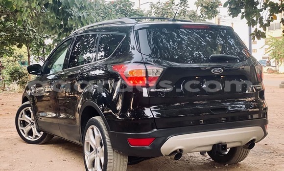 Acheter Occasion Voiture Ford Escape Noir à Dakar, Dakar Acheter Occasion Voiture Ford Escape Noir à Dakar, Dakar