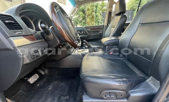 Acheter Occasion Voiture Mitsubishi Pajero Noir à Dakar, Dakar Acheter Occasion Voiture Mitsubishi Pajero Noir à Dakar, Dakar