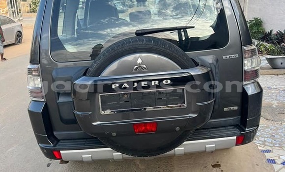 Acheter Occasion Voiture Mitsubishi Pajero Noir à Dakar, Dakar Acheter Occasion Voiture Mitsubishi Pajero Noir à Dakar, Dakar