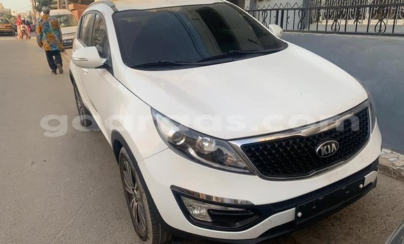 Acheter Occasion Voiture Kia Sportage Blanc à Dakar, Dakar Acheter Occasion Voiture Kia Sportage Blanc à Dakar, Dakar