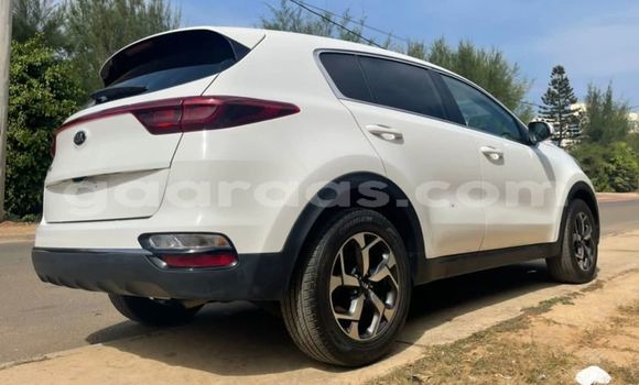 Acheter Occasion Voiture Kia Sportage Blanc à Dakar, Dakar Acheter Occasion Voiture Kia Sportage Blanc à Dakar, Dakar