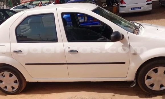 Acheter Occasion Voiture Dacia Logan Blanc à Dakar, Dakar Acheter Occasion Voiture Dacia Logan Blanc à Dakar, Dakar