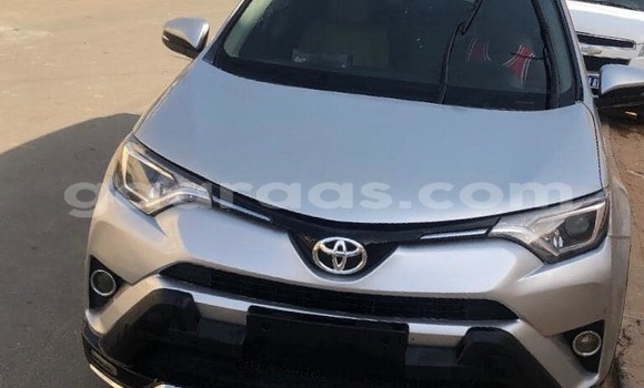 Buy Used Toyota RAV4 Silver Car in Dakar in Dakar Buy Used Toyota RAV4 Silver Car in Dakar in Dakar