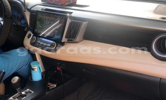 Buy Used Toyota RAV4 Silver Car in Dakar in Dakar Buy Used Toyota RAV4 Silver Car in Dakar in Dakar